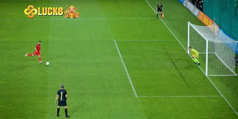 Tìm hiểu sâu hơn về phạt luân lưu là gì?